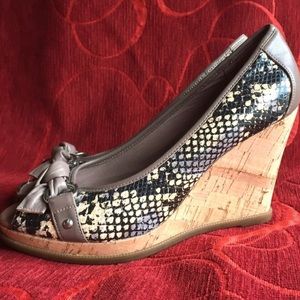 Sperry Snakeskin Wedges Sz 8